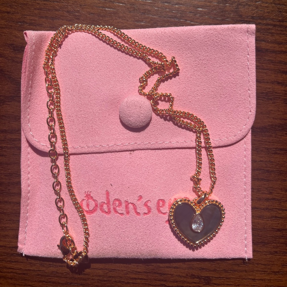 Odens Eye Rock Legend: Heart black nacre Necklace